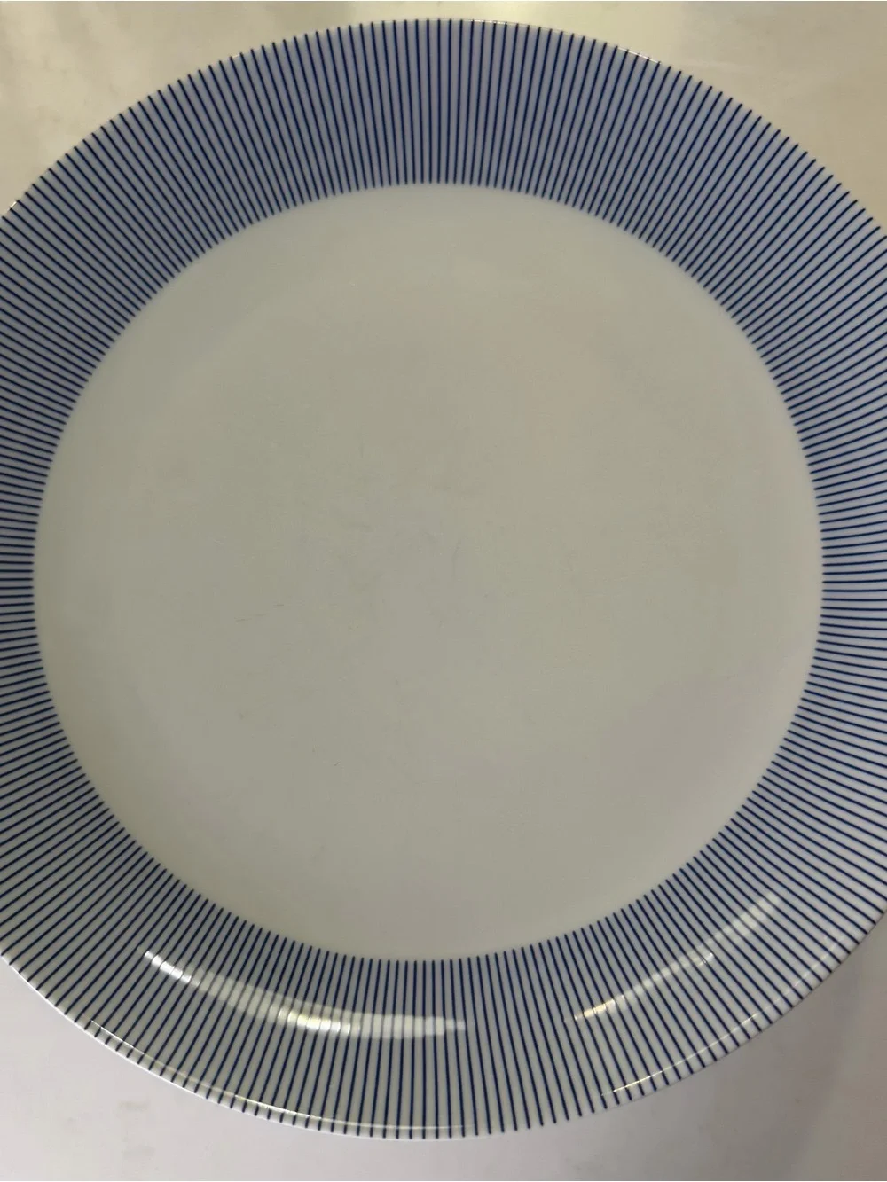 6 Crate&Barrel White Dinner Plates with Navy Pinstripe Rim